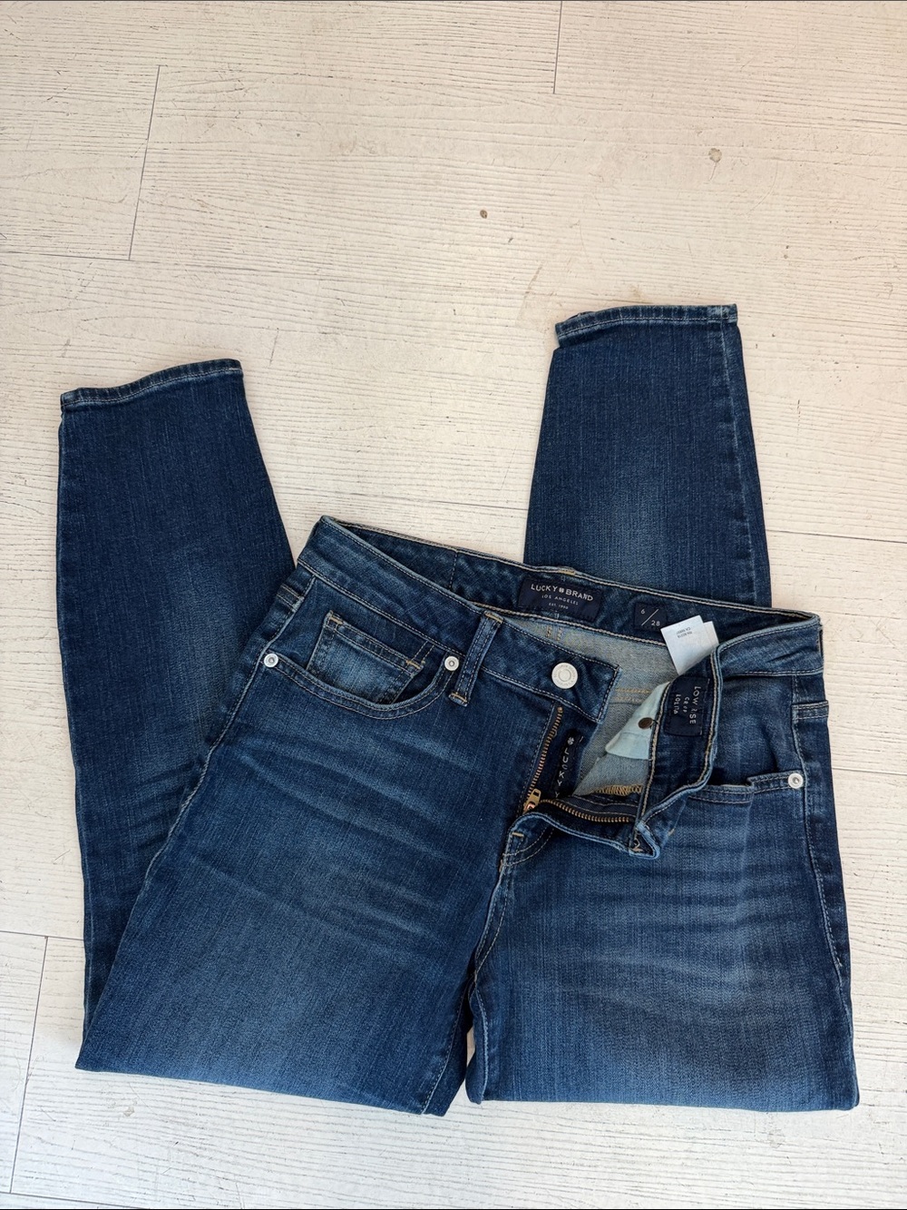 Lucky Brand Indigo Wash Skinny Jeans